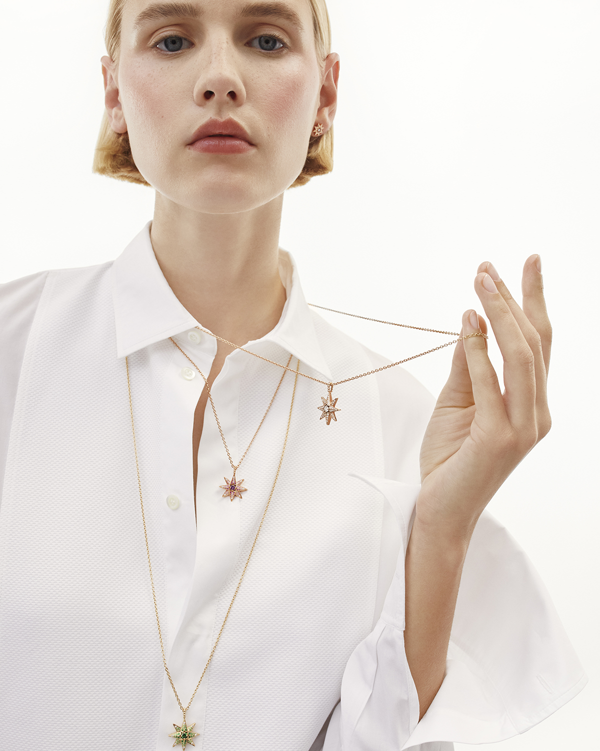 正規限定 Dior ラグジュアリーアンティーク ゴシックスター