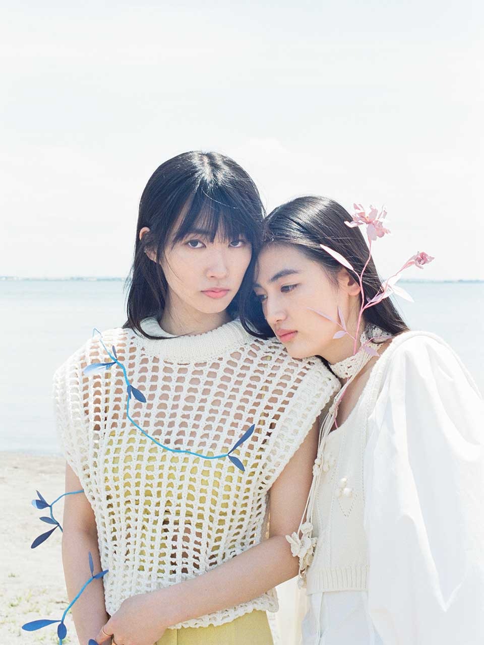 八木莉可子　サインボール　[美品] 八木莉可子 サイン入り写真集 Pitter-Patter【初回限定特装版