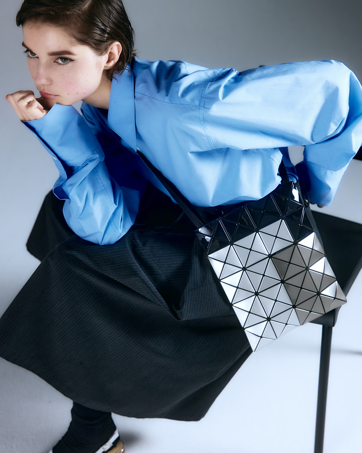 極美品 08SS⭕️イッセイミヤケ プルオーバーロングポンチョ キュプラ 3 BAO BAO ISSEY MIYAKE〉3色が重なるグラフィカルな「TRES