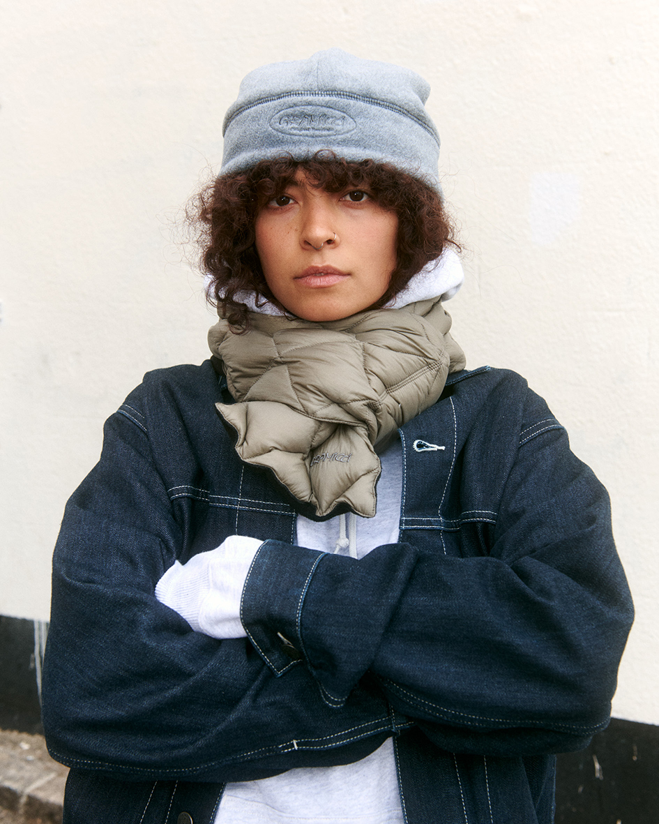 の*ど様 グラミチ　ビーニー Gramicci（グラミチ） Gramicci BURLY RUNNINGMAN BEANIE OAK GREEN