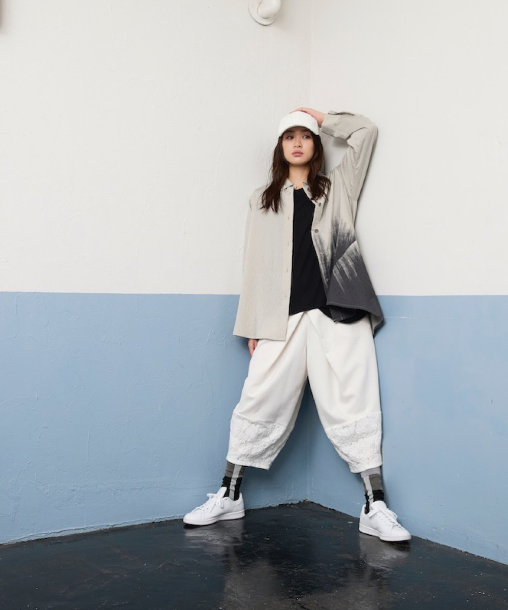 慈雨〉の「SIDE-B」が表現する前向きなモノトーン | 【GINZA】東京発信