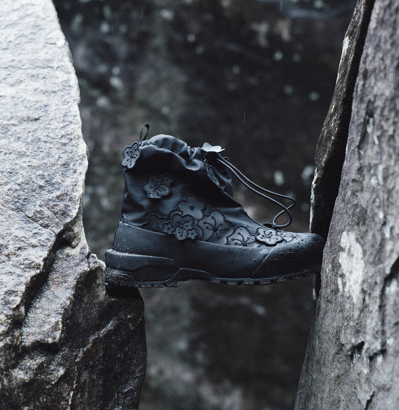 ノースフェイス　セシリーバンセン ベースキャンプクラッチ グリーン ノースフェイス セシリーバンセン ベースキャンプクラッチ