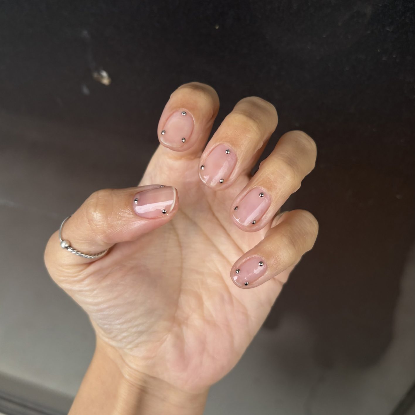 セルフネイル  まとめ売り セルフネイル 新しいお爪💅❤️ 右は 緑と黄色の マグネットを縦