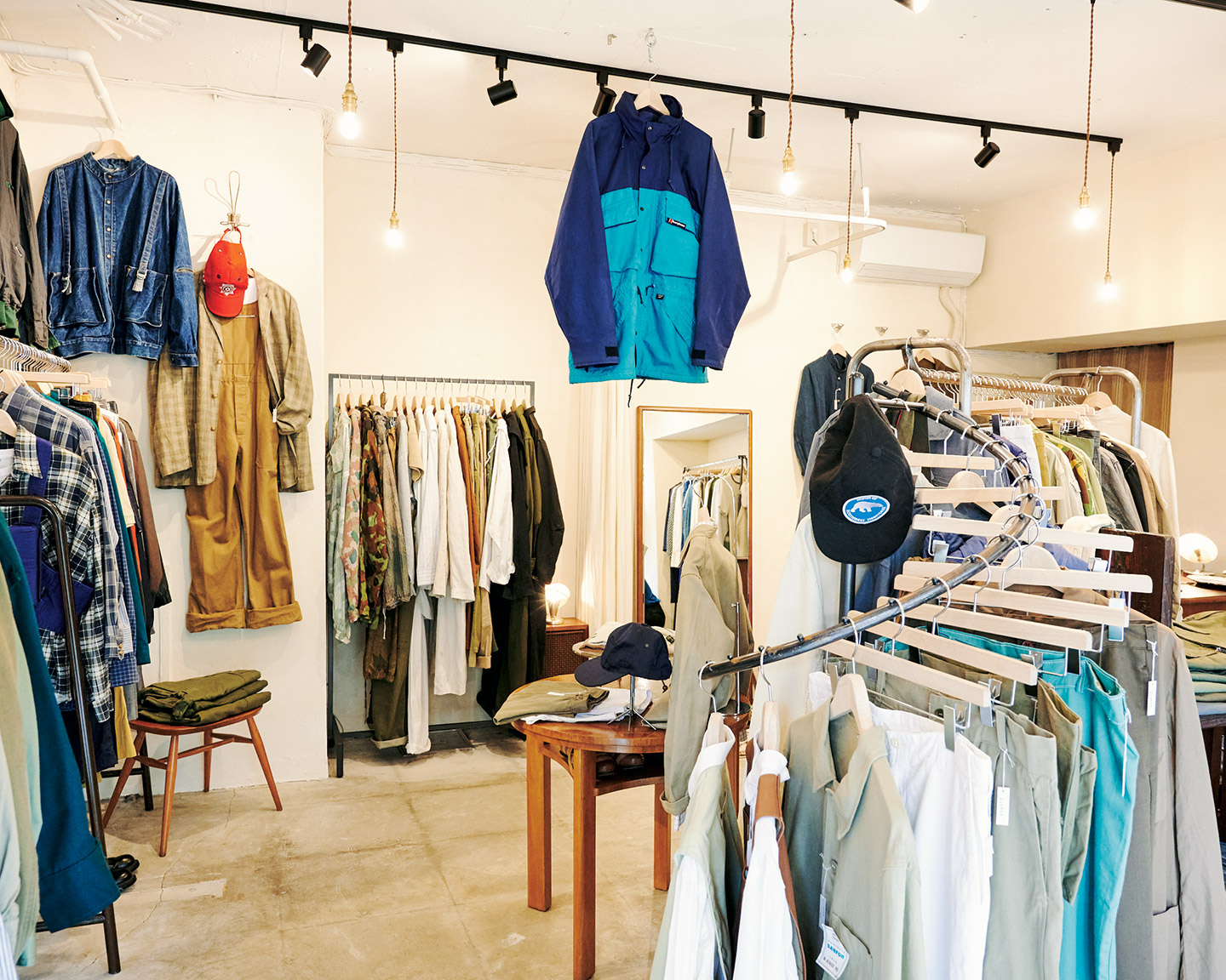 三軒茶屋「oval」で日常の装いを格上げするデザイン性の高いアイテムを