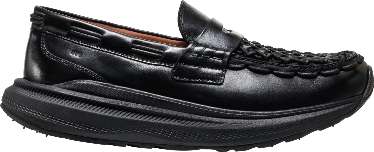 キーン〉らしい編み込みデザインをローファーで | 【GINZA】東京発信の