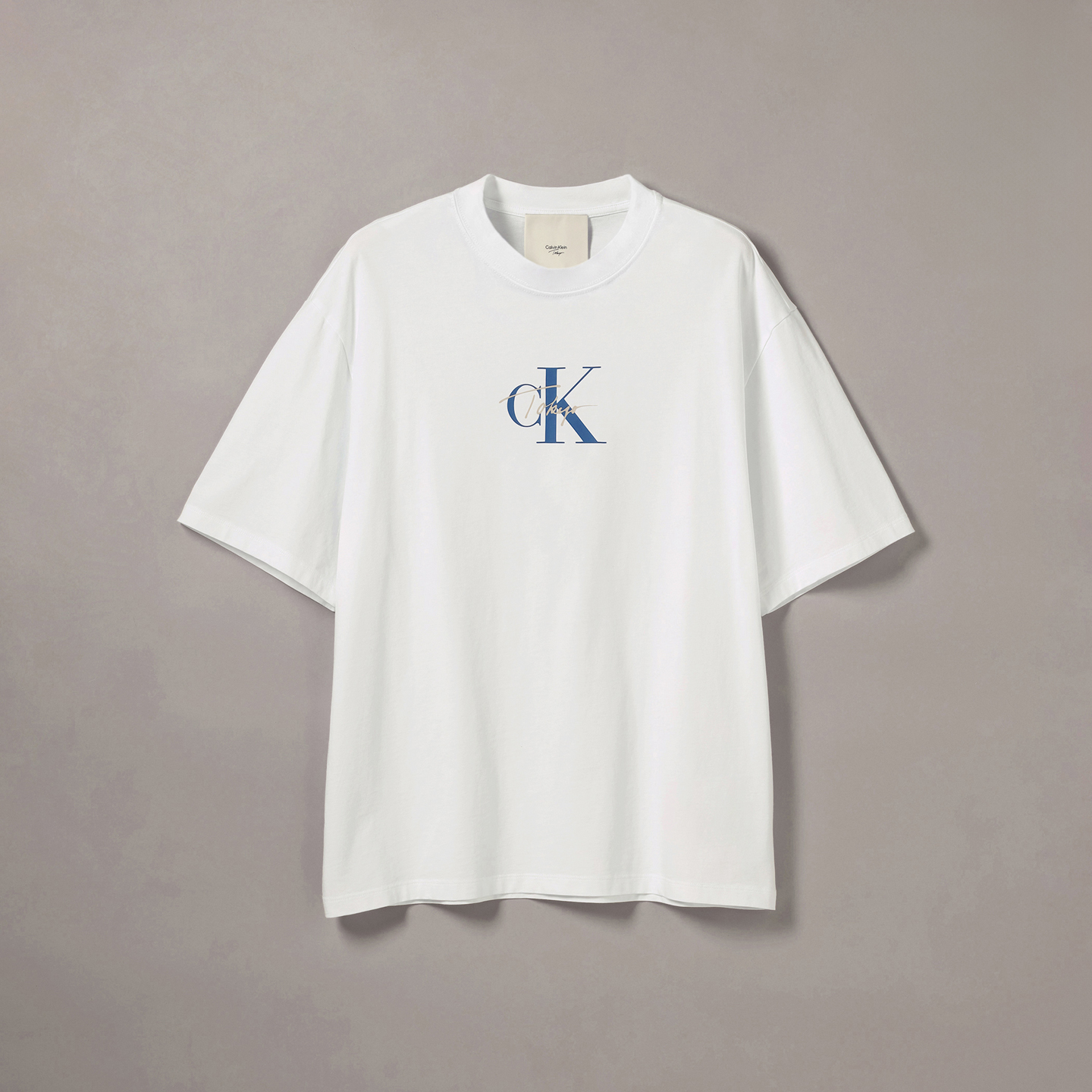 世界最大の旗艦店「カルバン・クライン 原宿」がオープン | 【GINZA