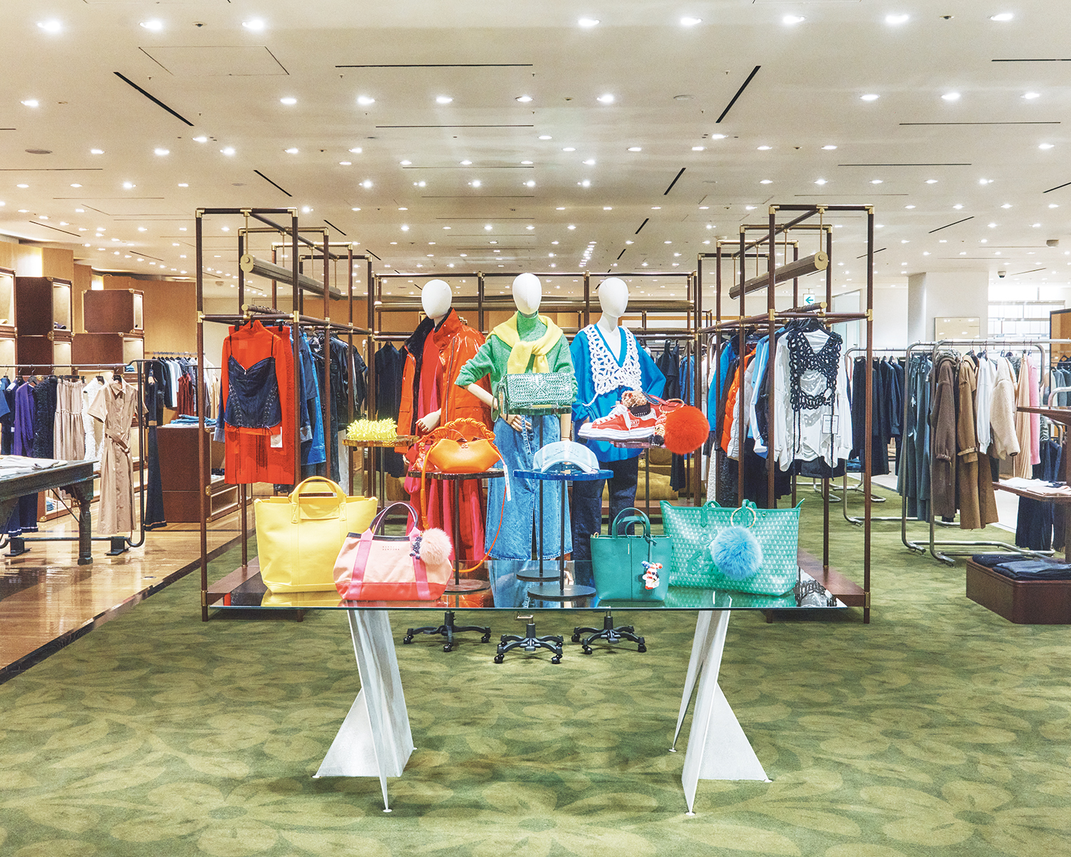 リニューアルした「BARNEYS NEW YORK」で特別な体験を | 【GINZA】東京