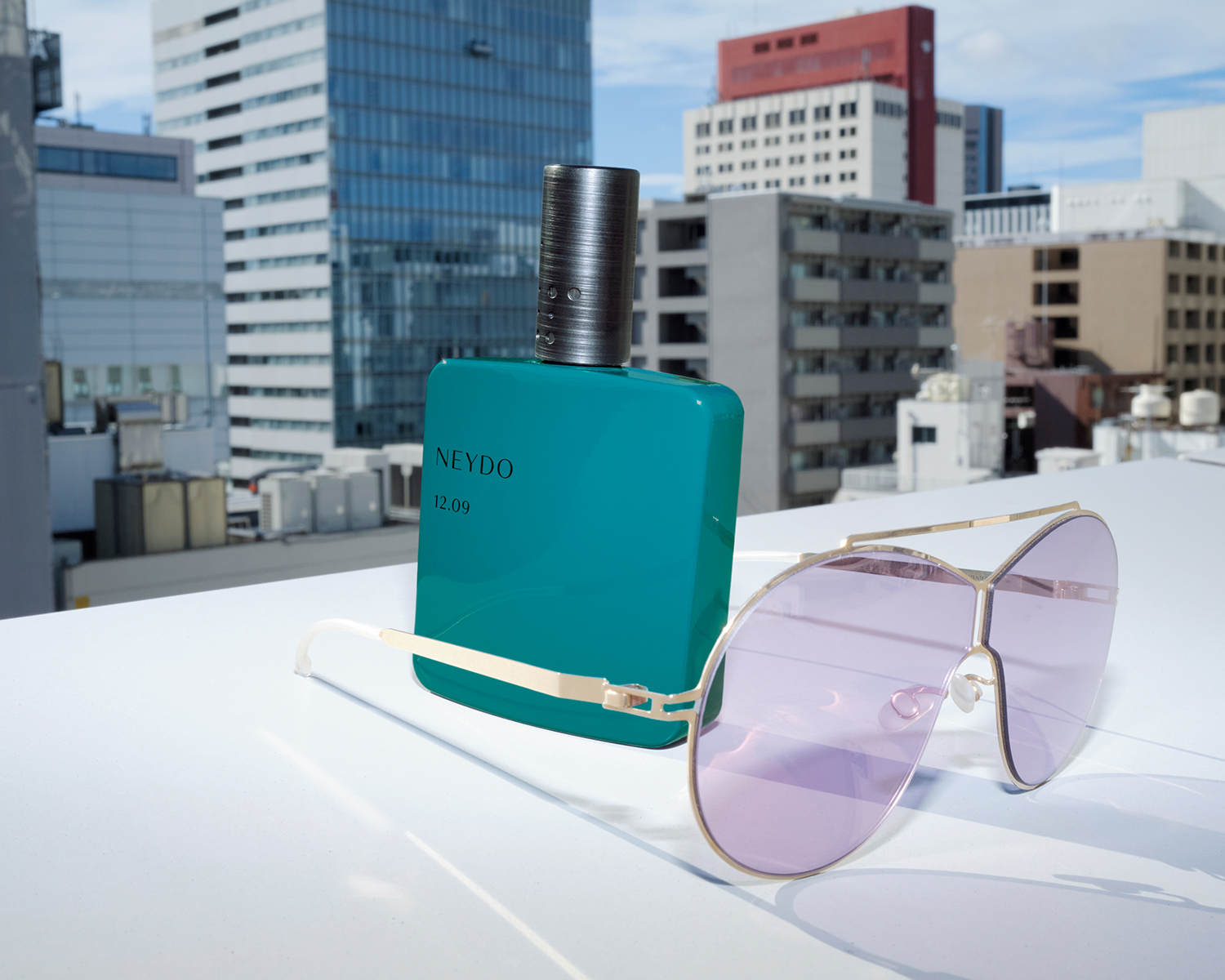 グリーンでクリーンな草木が香るハーバル調の香り | 【GINZA】東京発信