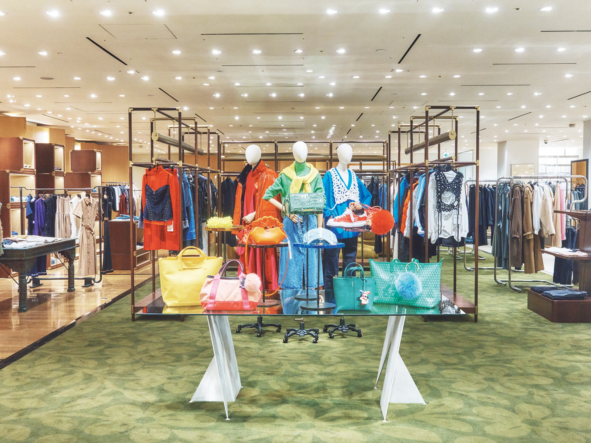 早い者勝ち★極美品★2way●BARNEYS NEWYORK サフィアーノ BARNEYS NEWYORK / バーニーズニューヨーク サフィアーノ 牛革 2WAY