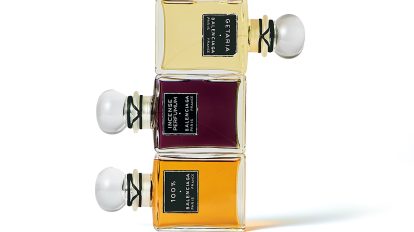 〈バレンシアガ〉伝説の香水を再構築したコレクションを発売