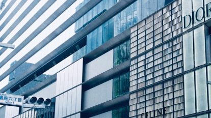 「GINZA SIX」見上げるたび心がはずむ、今のこの町に似合うモダンな…