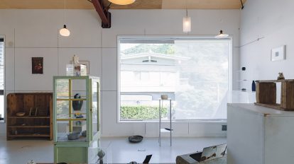 京都の古着店「itou」で小さな宝物に出合う