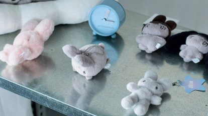 ソウル・汝矣島「JIFTSHOP」ぬいぐるみ“JITO”のシリーズも大人気