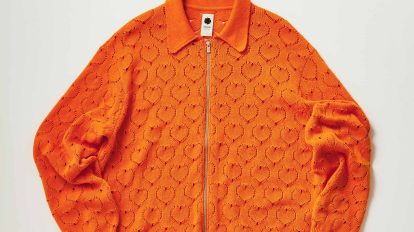 〈バウルズ〉の甘くないハート柄ニット