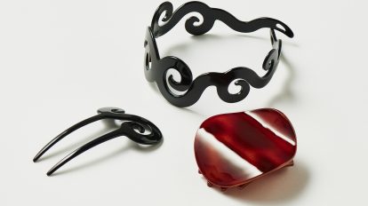 〈メルマ〉のヘアアクセサリーで抜け感を作ろう