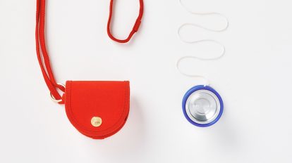 〈リュニフォーム〉のヨーヨーホルダーバッグ