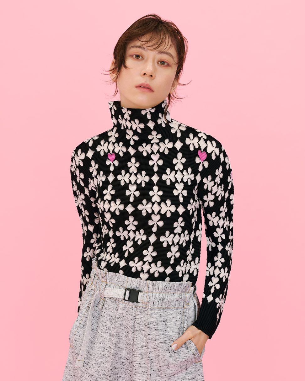 毎日にときめきを。〈me ISSEY MIYAKE〉装いのマジック vol.03