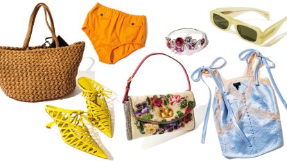 光の粒が指先でリズミカルに弾けるリングetc.