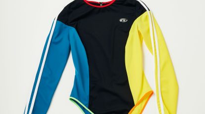 〈ディーゼル〉のスイムスーツは普段着としても活躍