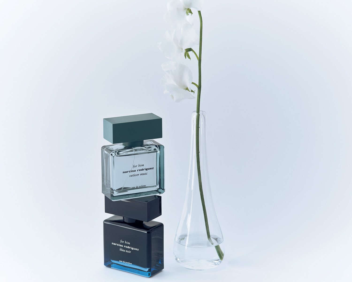 つける人次第で香りが変わる、〈NARCISO RODRIGUEZ〉のフレグランスが