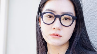 モデル・岩下莉奈、眼鏡店「CLAN EYEWEAR」へ