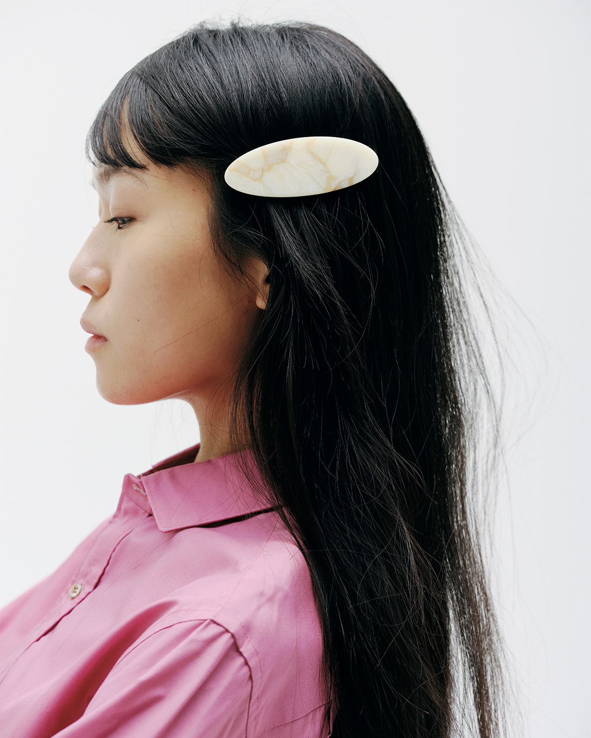 こなれさせるならビッグ＆シックなヘアアクセサリーを | 【GINZA】東京