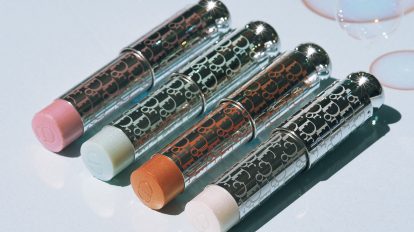 水光ツヤをかなえる〈ディオール〉のハイライター