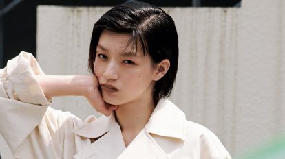 マットなミュート色が生むアーバンな面立ち。太陽の季節のシティメ…